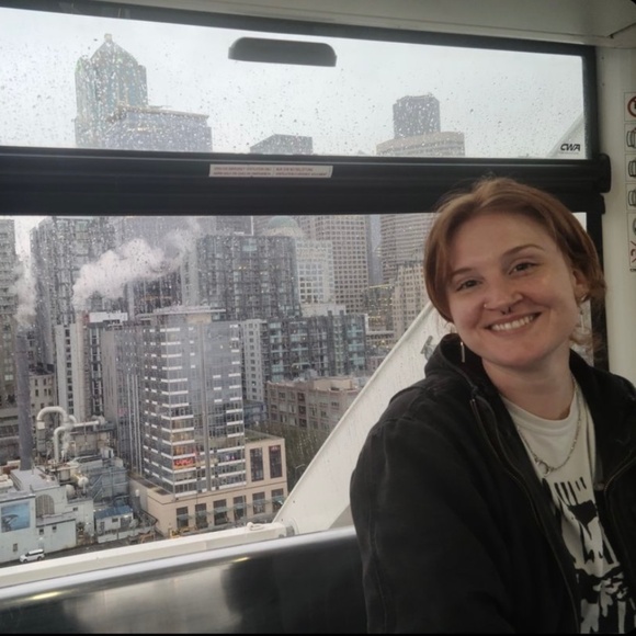 Meet your Posher, Sam - Picture 1 of 1